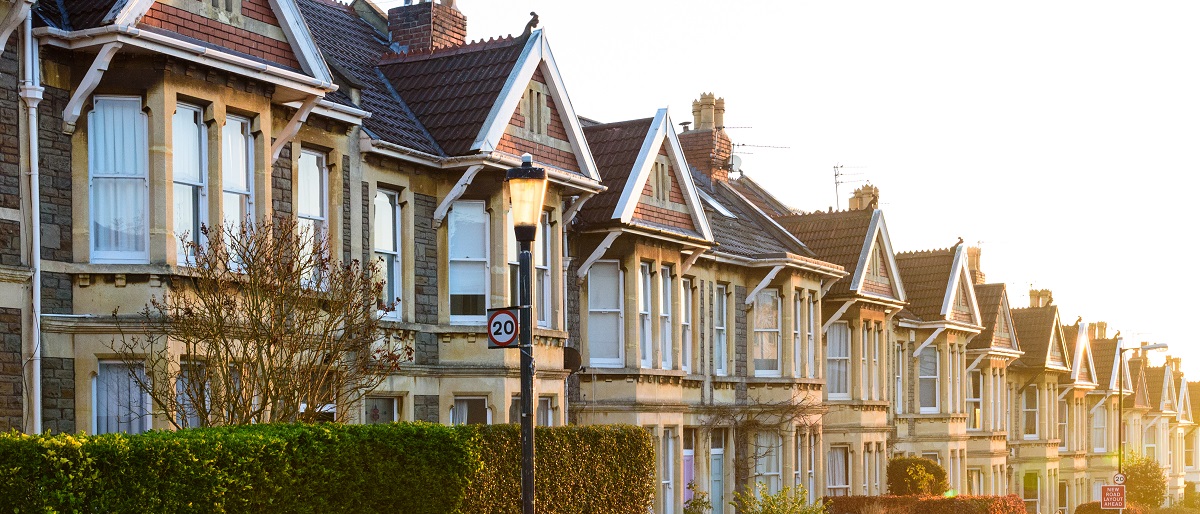 row of victorian houses, myglazing consumer survey