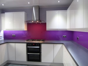 purple glass splashback kitchen all glass and glazing myglazing ggf uk